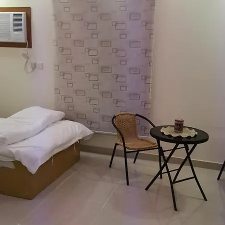 Al Shadi Apartments Yanbu Extérieur photo